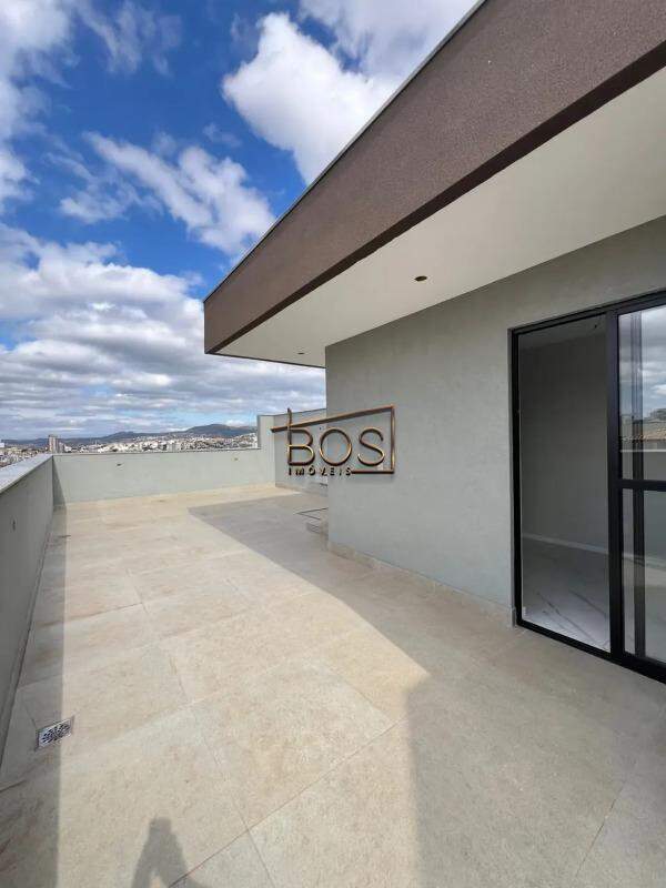 Cobertura, 3 quartos, 141 m² - Foto 1