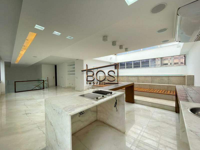 Cobertura, 4 quartos, 575 m² - Foto 1