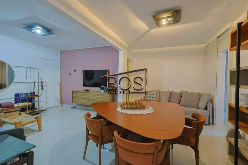 Apartamento, 3 quartos, 130 m² - Foto 1