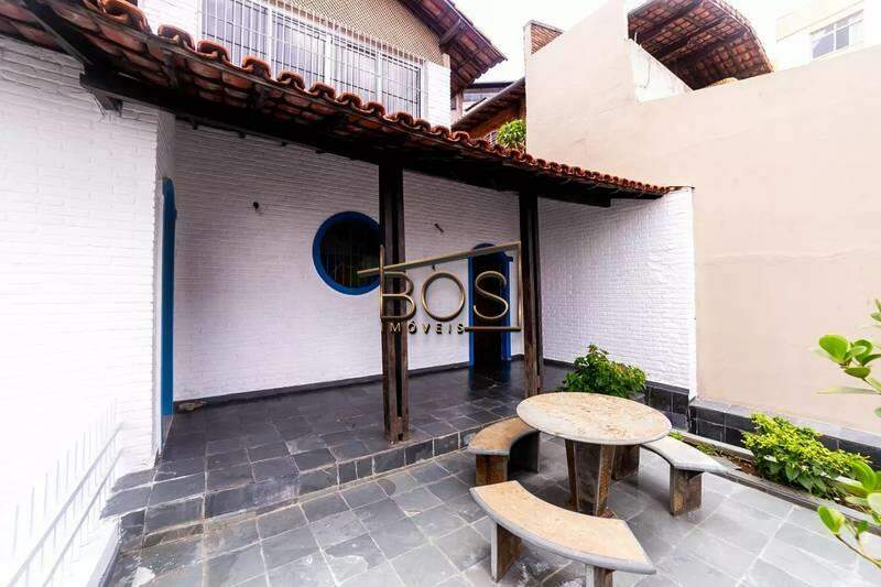 Casa, 5 quartos, 379 m² - Foto 2
