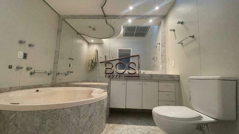 Cobertura, 3 quartos, 213 m² - Foto 18