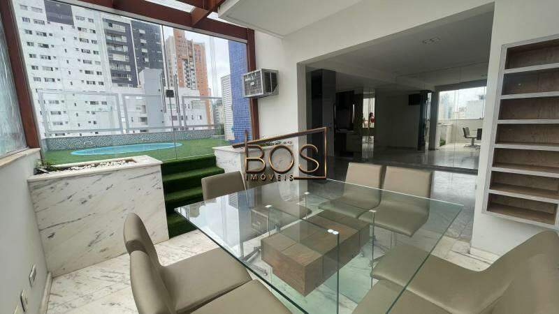 Cobertura, 3 quartos, 213 m² - Foto 4