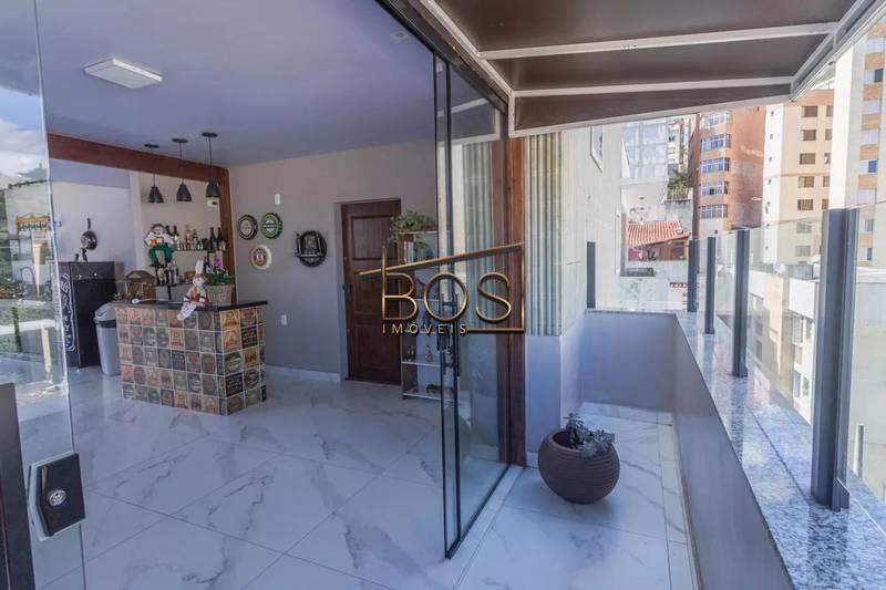 Cobertura, 4 quartos, 330 m² - Foto 1