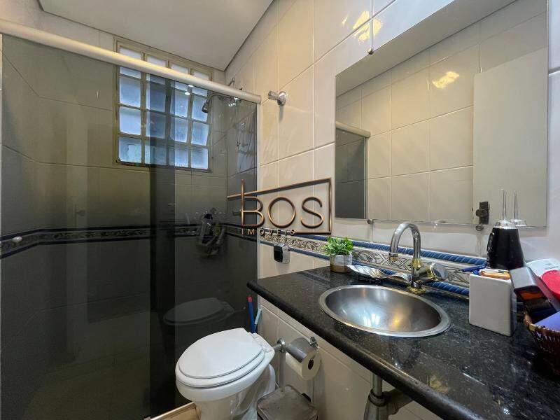 Casa, 5 quartos, 325 m² - Foto 13