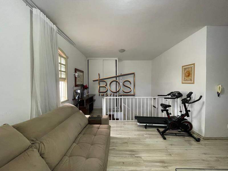 Casa, 5 quartos, 325 m² - Foto 14