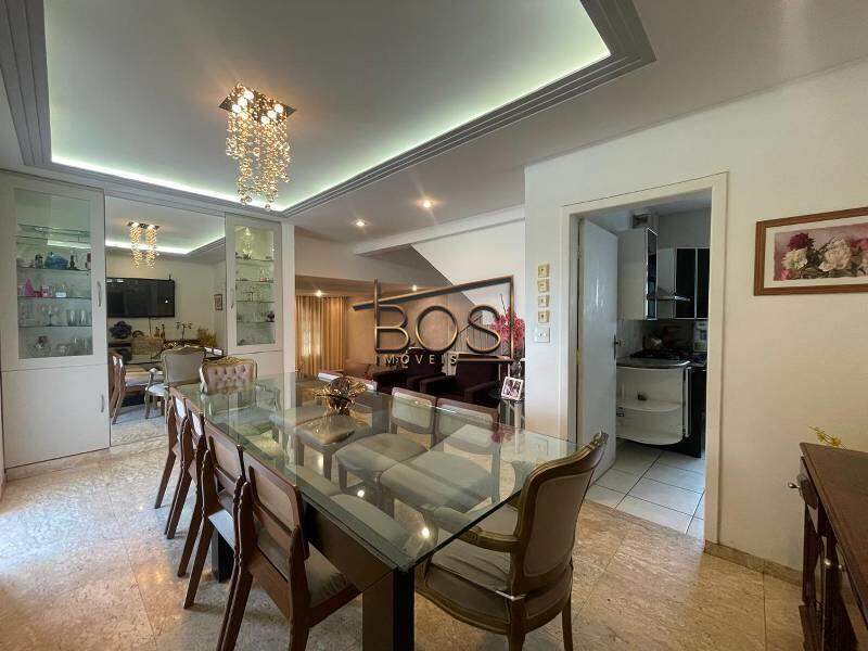 Casa, 5 quartos, 325 m² - Foto 4