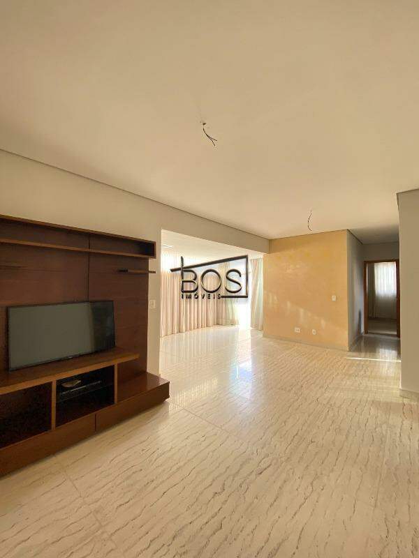 Apartamento, 3 quartos, 160 m² - Foto 2