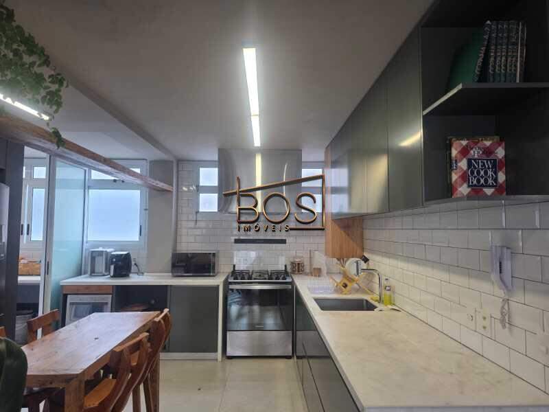 Apartamento, 4 quartos, 230 m² - Foto 7