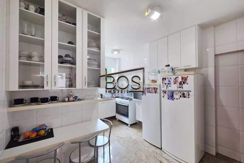 Apartamento, 4 quartos, 260 m² - Foto 5