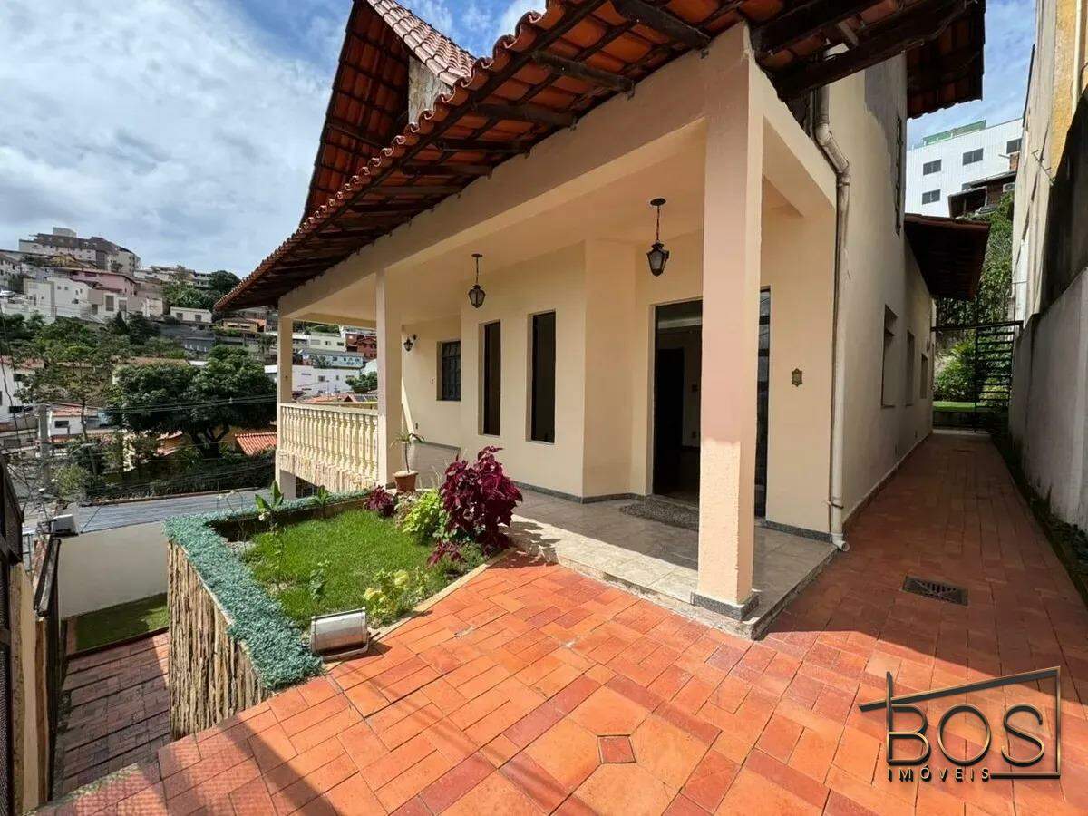 Casa, 4 quartos, 390 m² - Foto 1