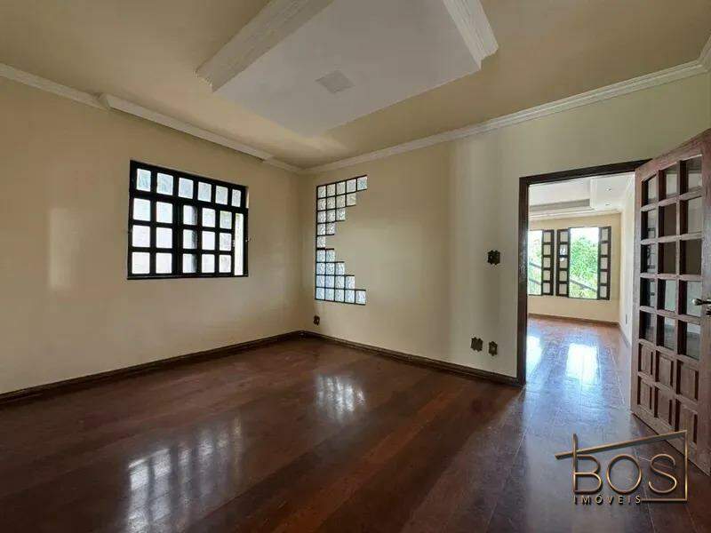 Casa, 4 quartos, 390 m² - Foto 4