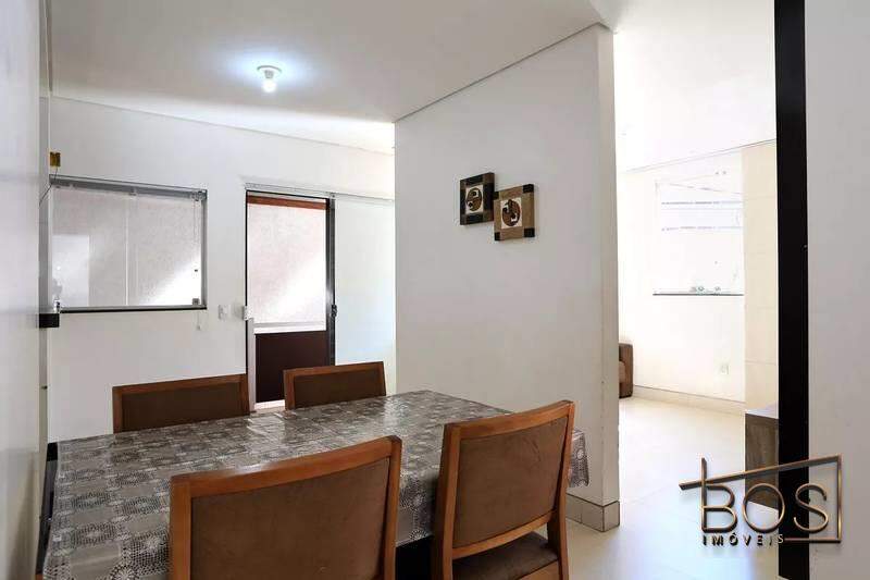 Casa, 3 quartos, 217 m² - Foto 2