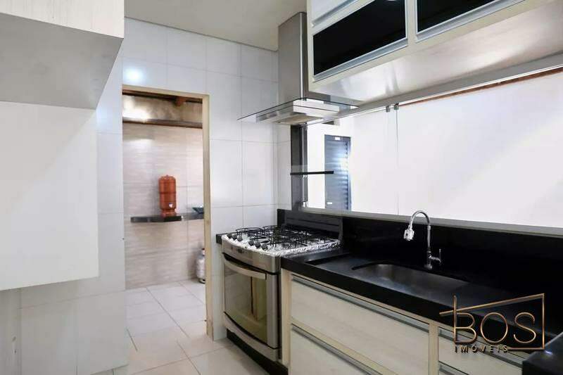 Casa, 3 quartos, 217 m² - Foto 8