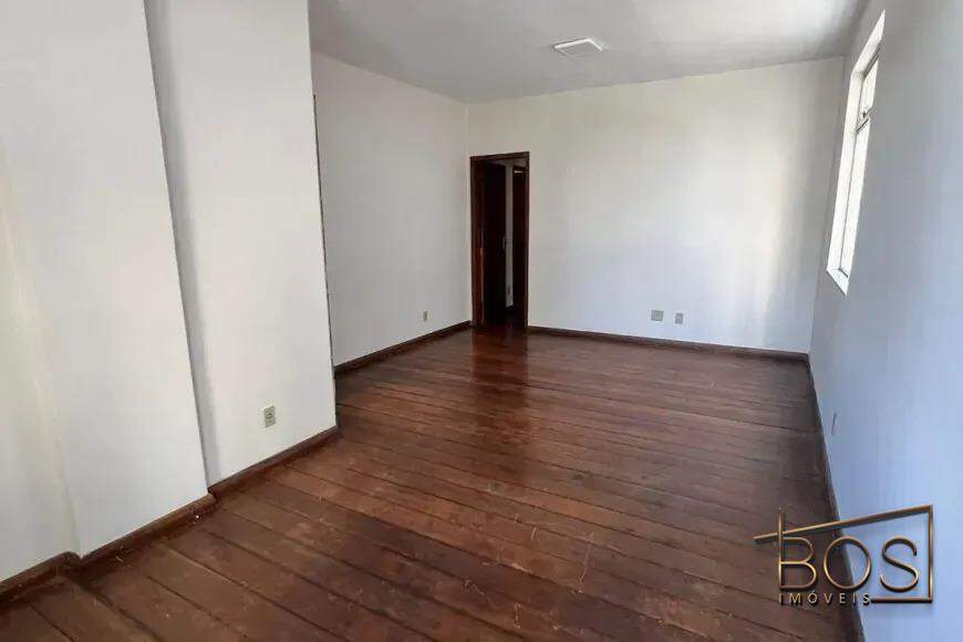 Apartamento, 3 quartos, 110 m² - Foto 2