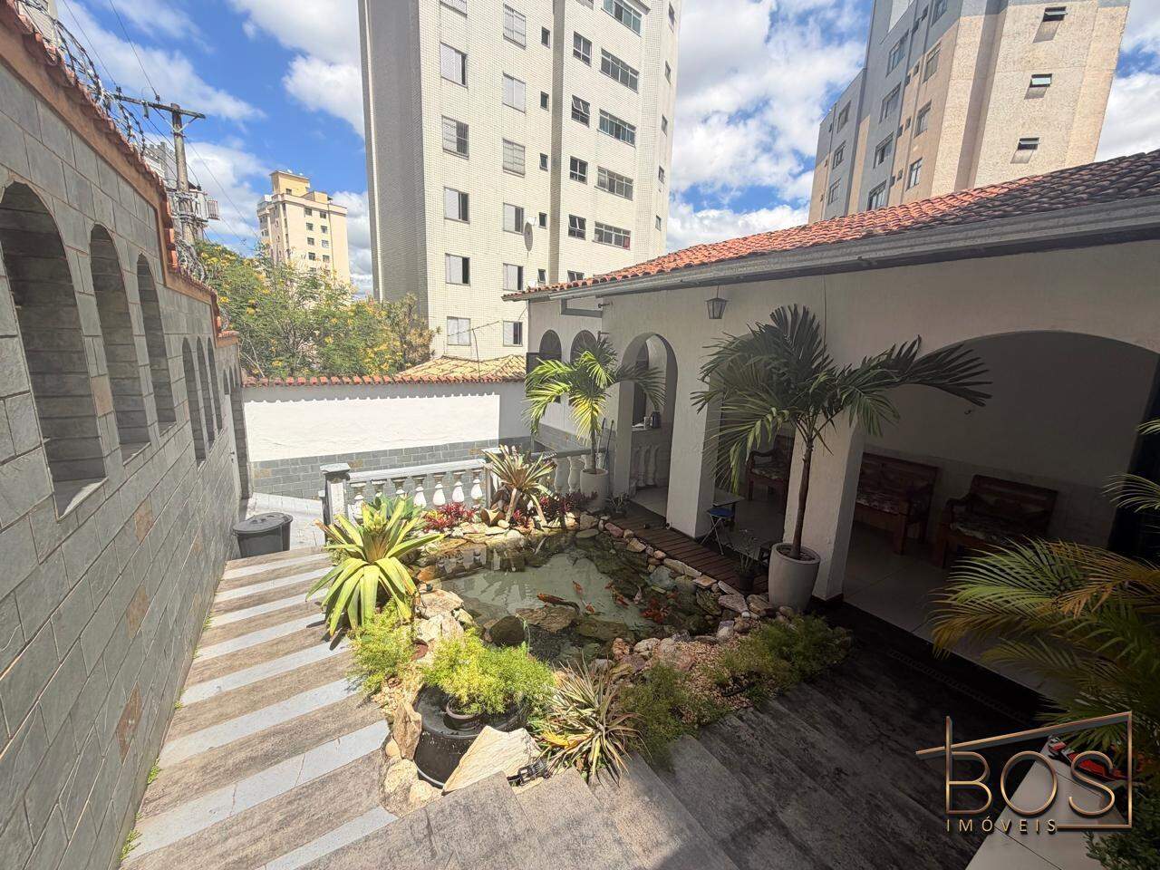Casa, 9 quartos, 250 m² - Foto 2
