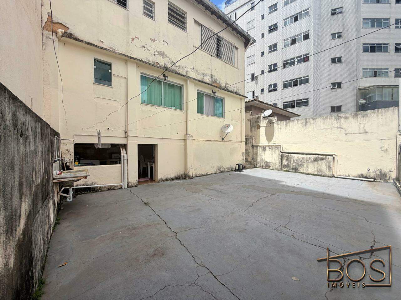 Casa, 9 quartos, 250 m² - Foto 8