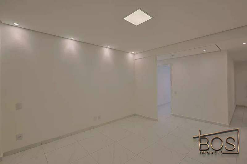 Apartamento, 3 quartos, 128 m² - Foto 2