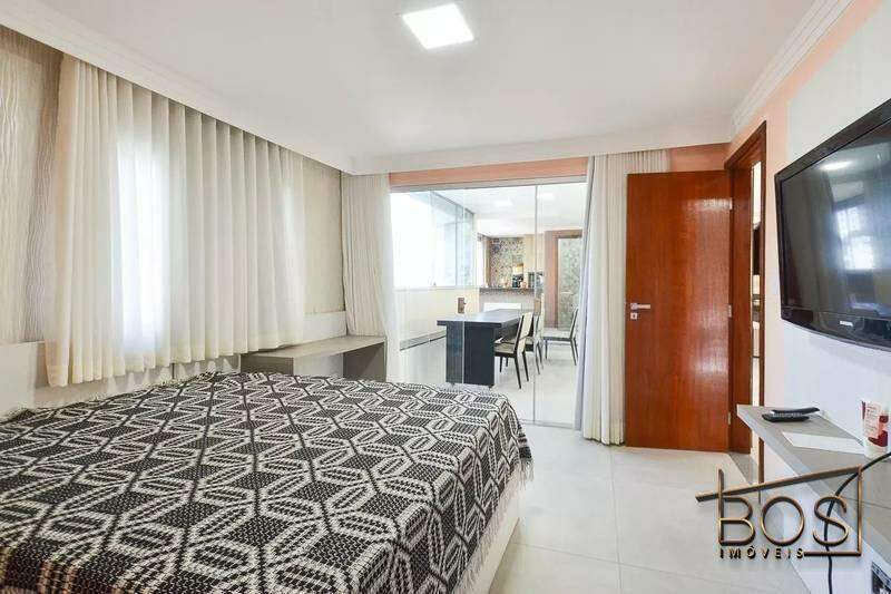 Cobertura, 4 quartos, 215 m² - Foto 18