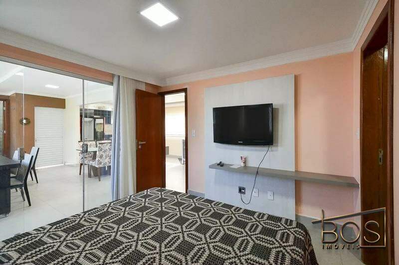 Cobertura, 4 quartos, 215 m² - Foto 19