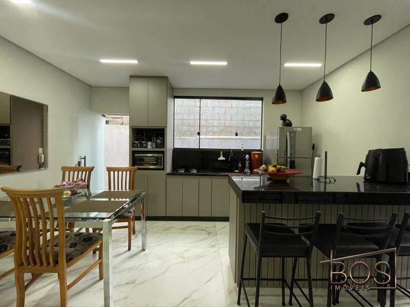 Casa, 3 quartos, 200 m² - Foto 11