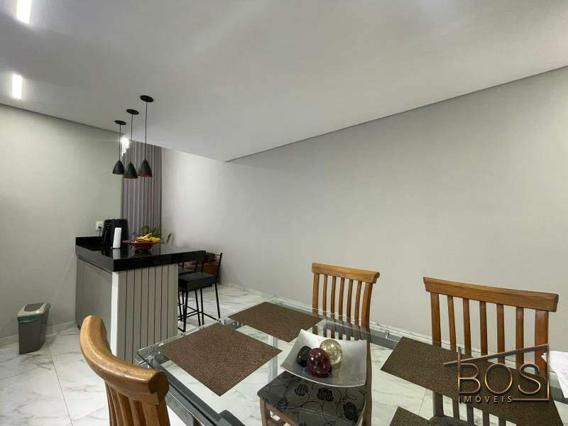 Casa, 3 quartos, 200 m² - Foto 14