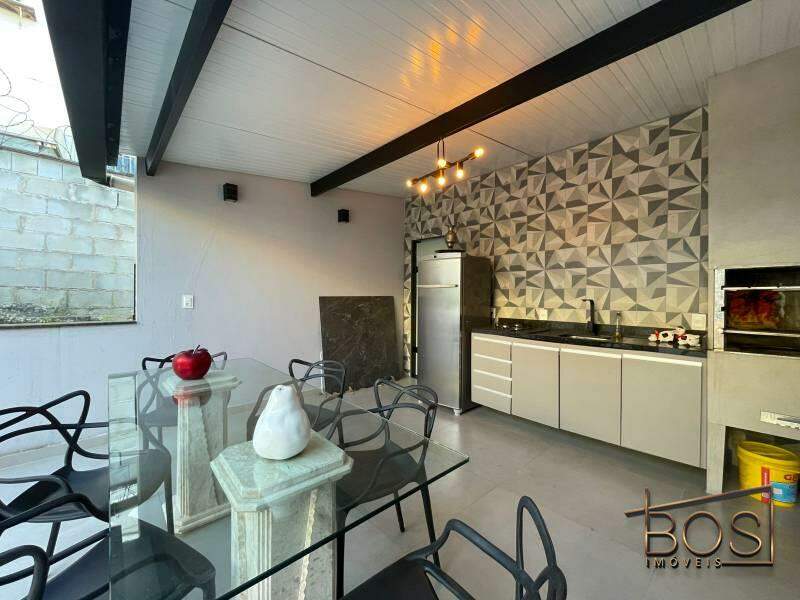 Casa, 3 quartos, 200 m² - Foto 2