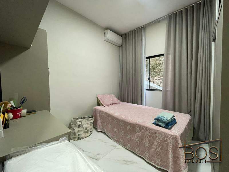 Casa, 3 quartos, 200 m² - Foto 20