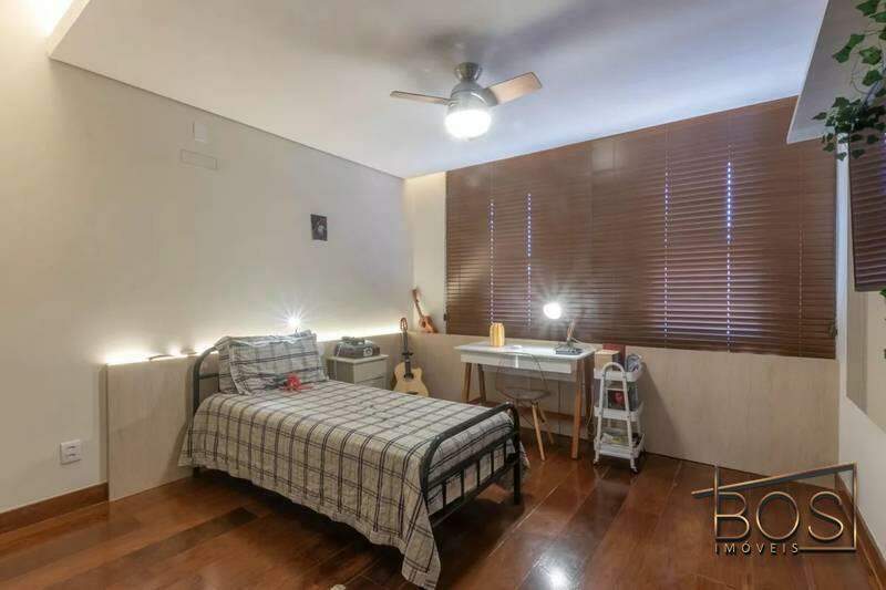 Casa, 5 quartos, 900 m² - Foto 22
