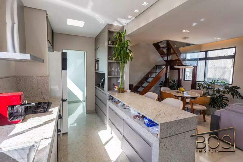 Cobertura, 3 quartos, 252 m² - Foto 12