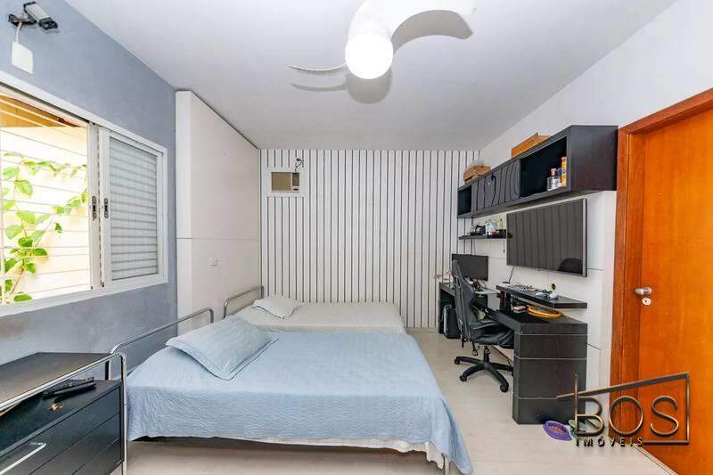 Casa, 4 quartos, 267 m² - Foto 15