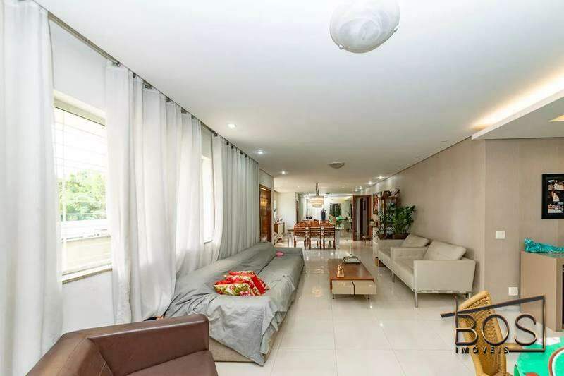 Casa, 4 quartos, 267 m² - Foto 2