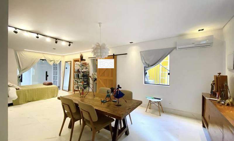 Casa, 3 quartos, 153 m² - Foto 2