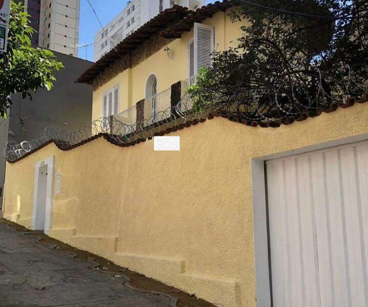 Casa, 5 quartos, 190 m² - Foto 2