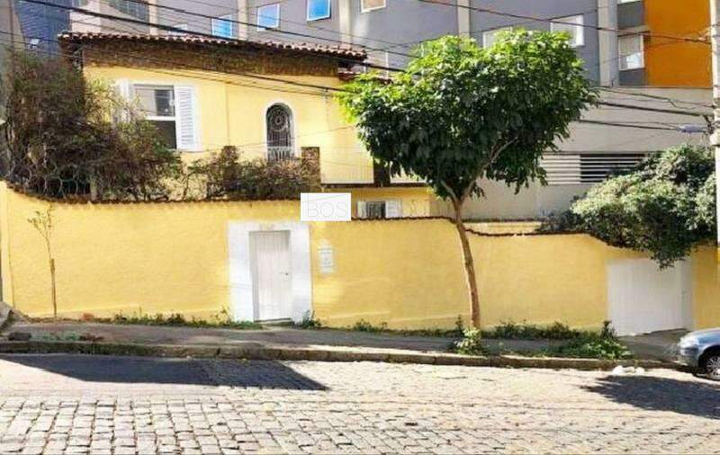 Casa, 5 quartos, 190 m² - Foto 1