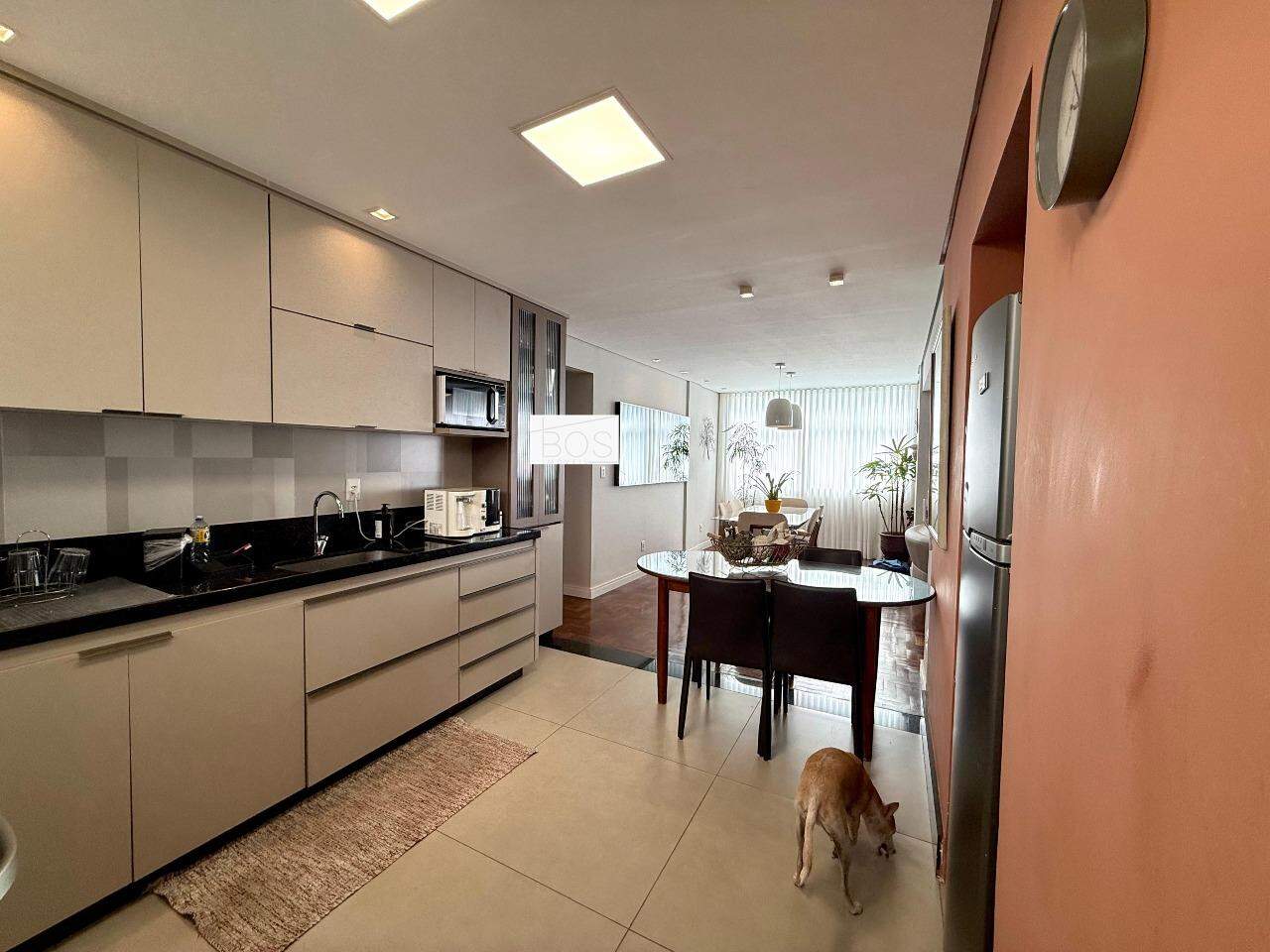 Apartamento, 4 quartos, 220 m² - Foto 12