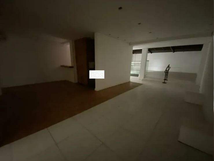 Casa, 1 quarto, 600 m² - Foto 2