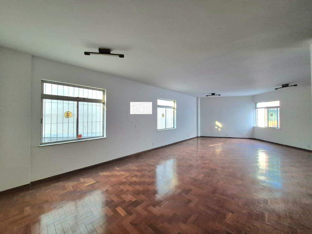 Sala / Conjunto à venda em Savassi, Belo Horizonte - MG