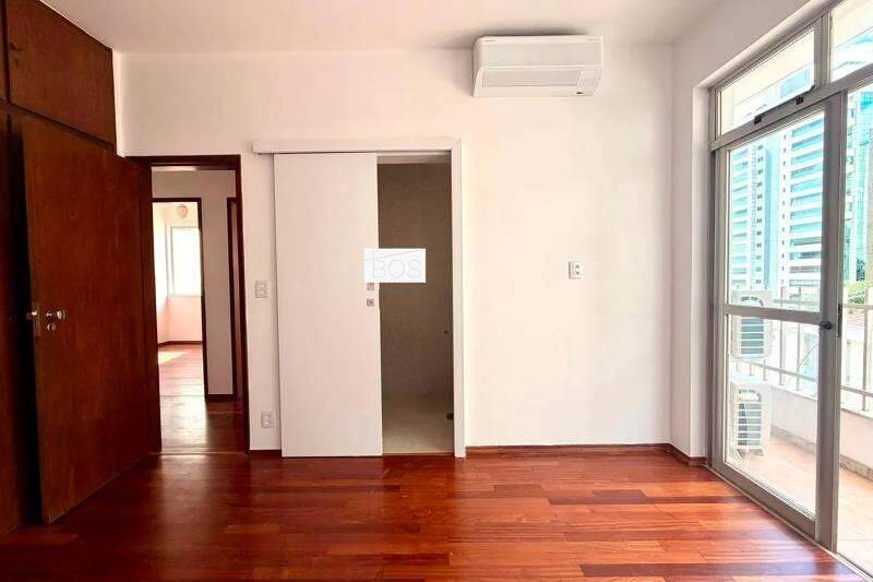 Apartamento, 4 quartos, 140 m² - Foto 11