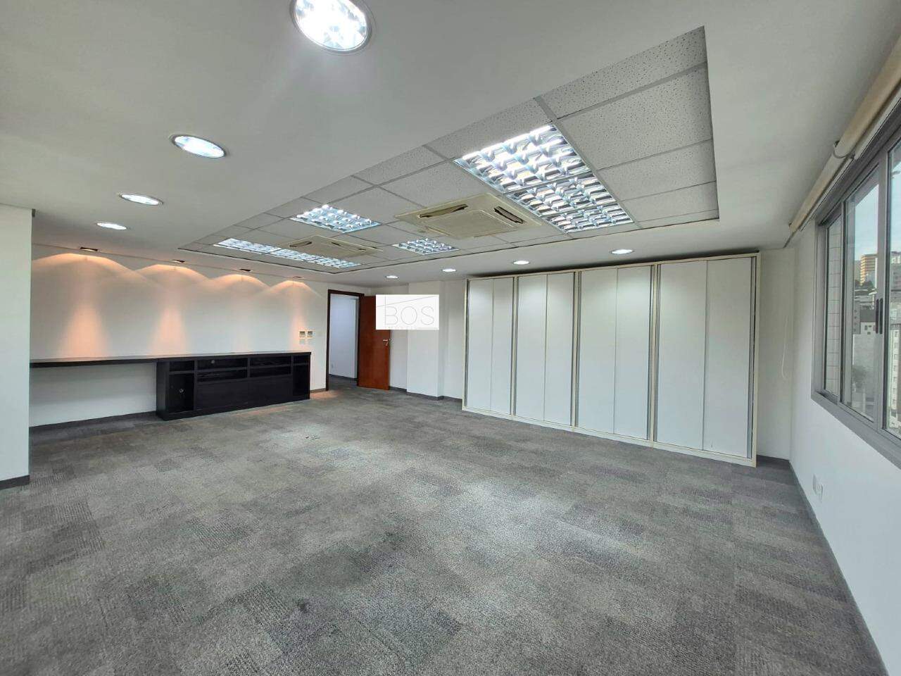 Loja-Salão, 180 m² - Foto 1