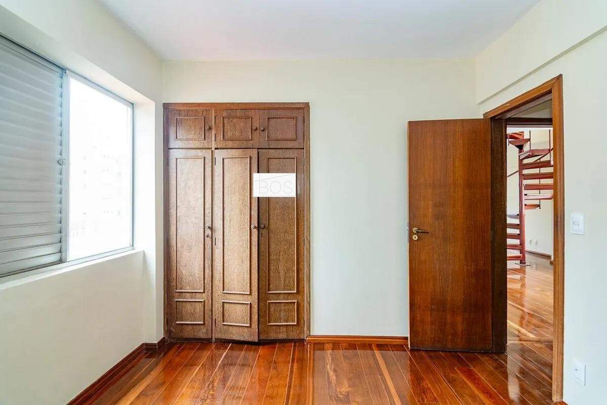 Cobertura, 5 quartos, 260 m² - Foto 4