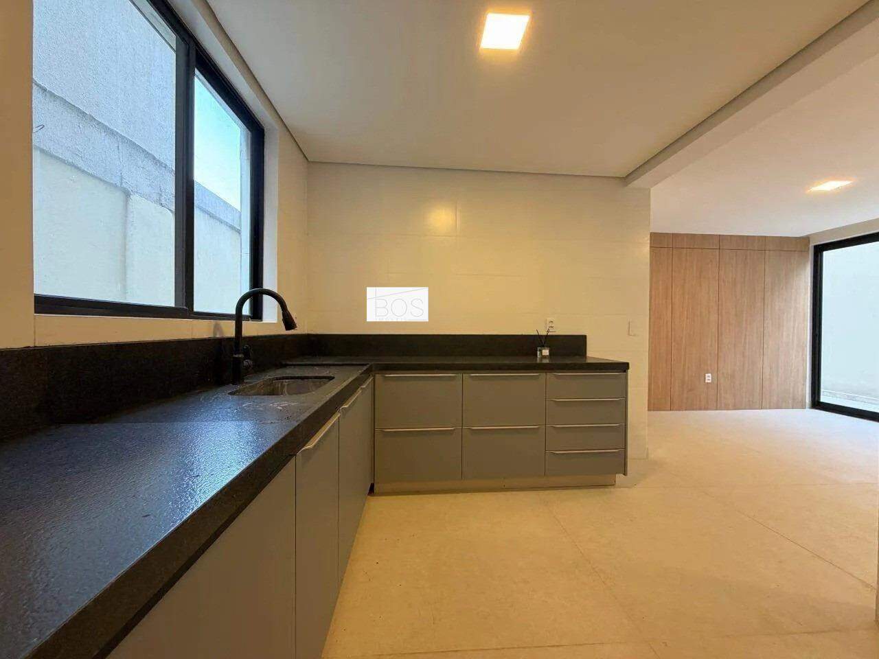 Apartamento, 4 quartos, 140 m² - Foto 7