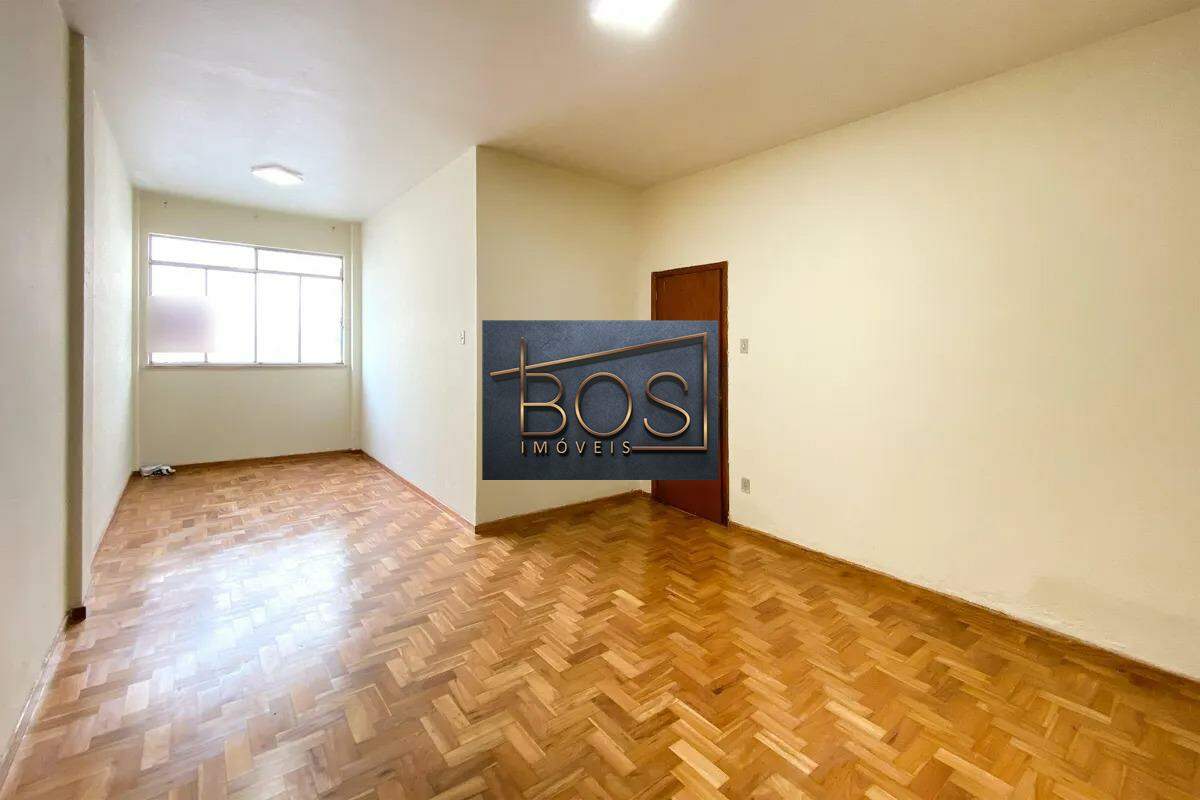 Apartamento, 3 quartos, 100 m² - Foto 1