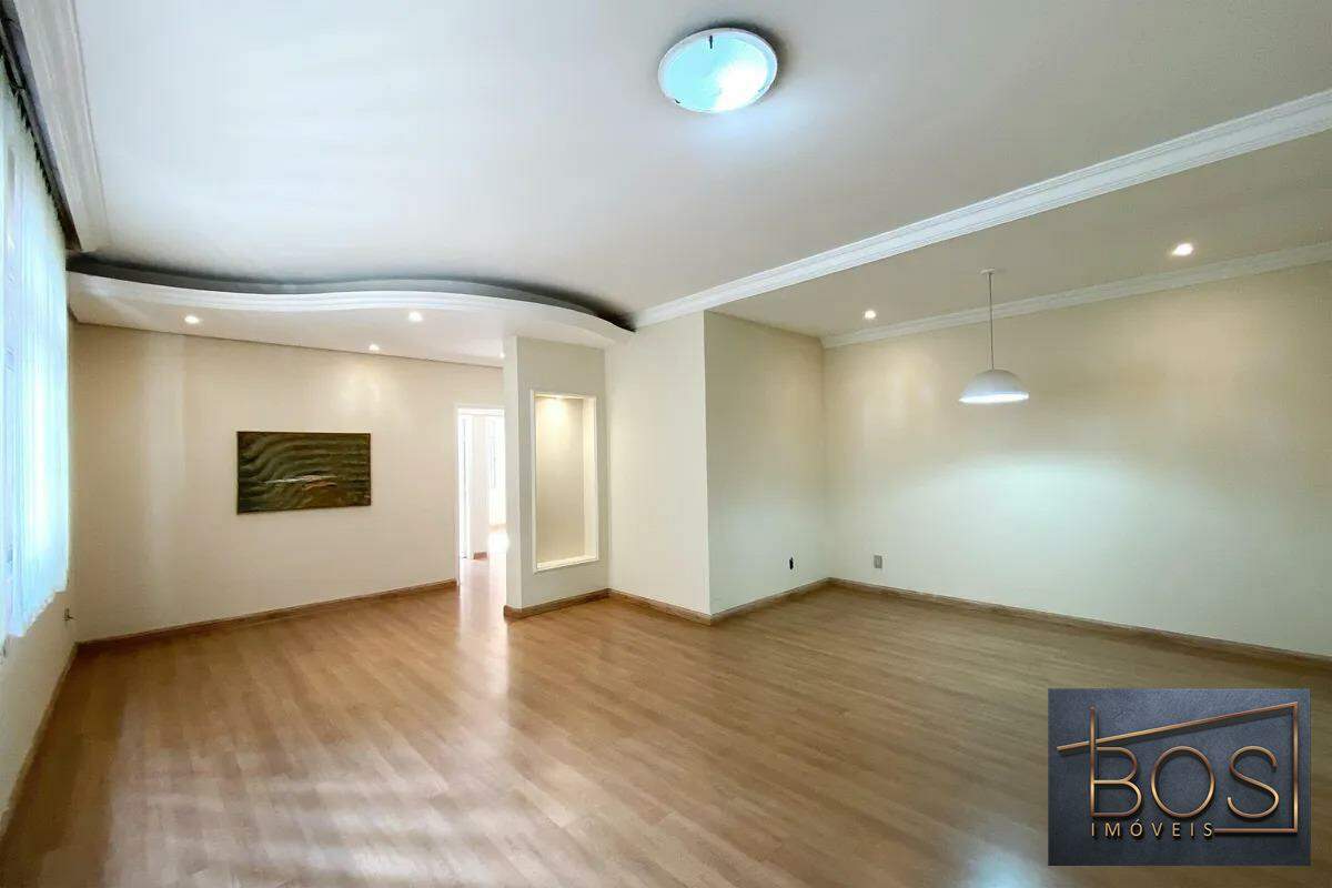 Apartamento, 3 quartos, 139 m² - Foto 1