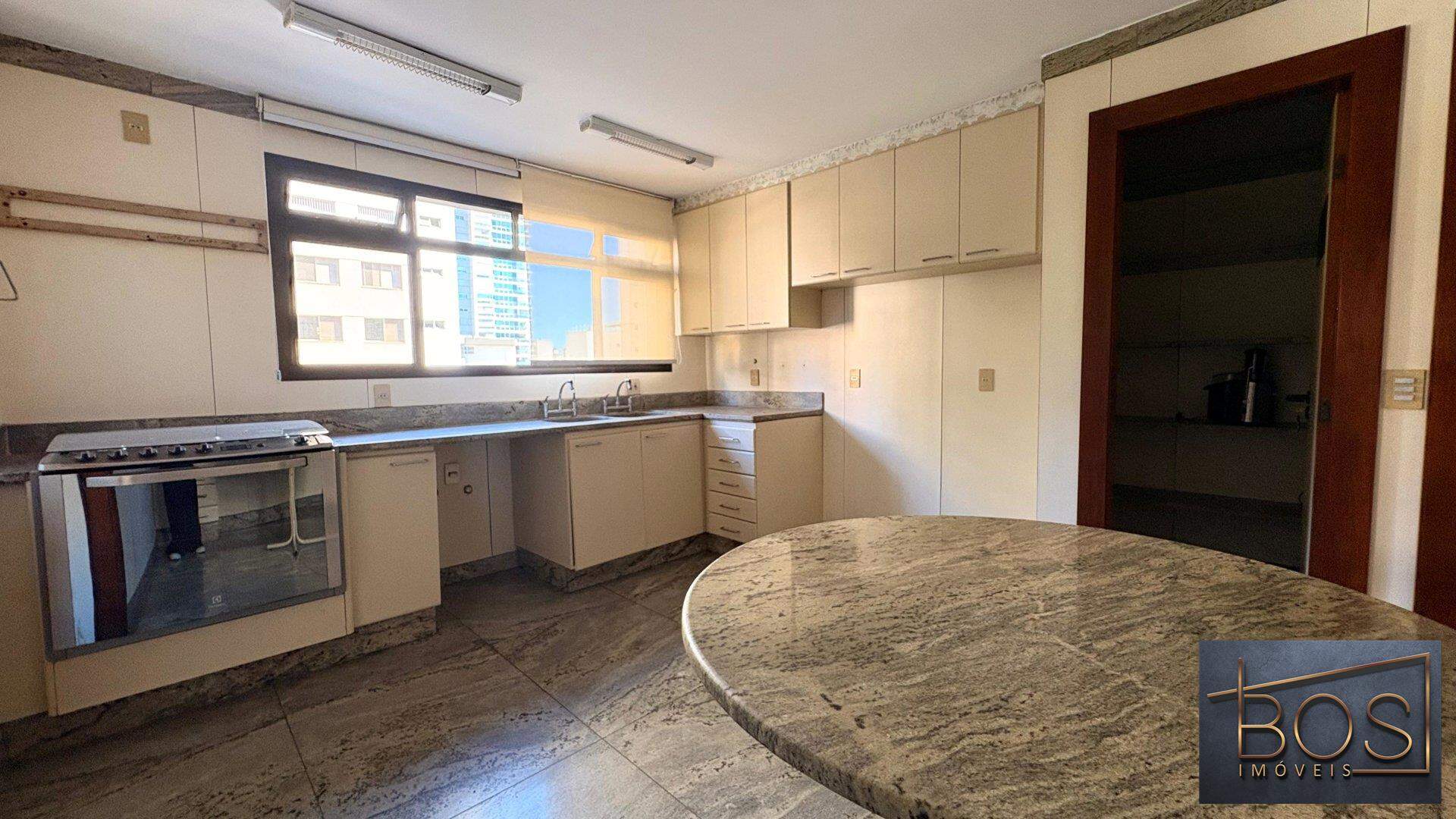 Apartamento, 5 quartos, 260 m² - Foto 23