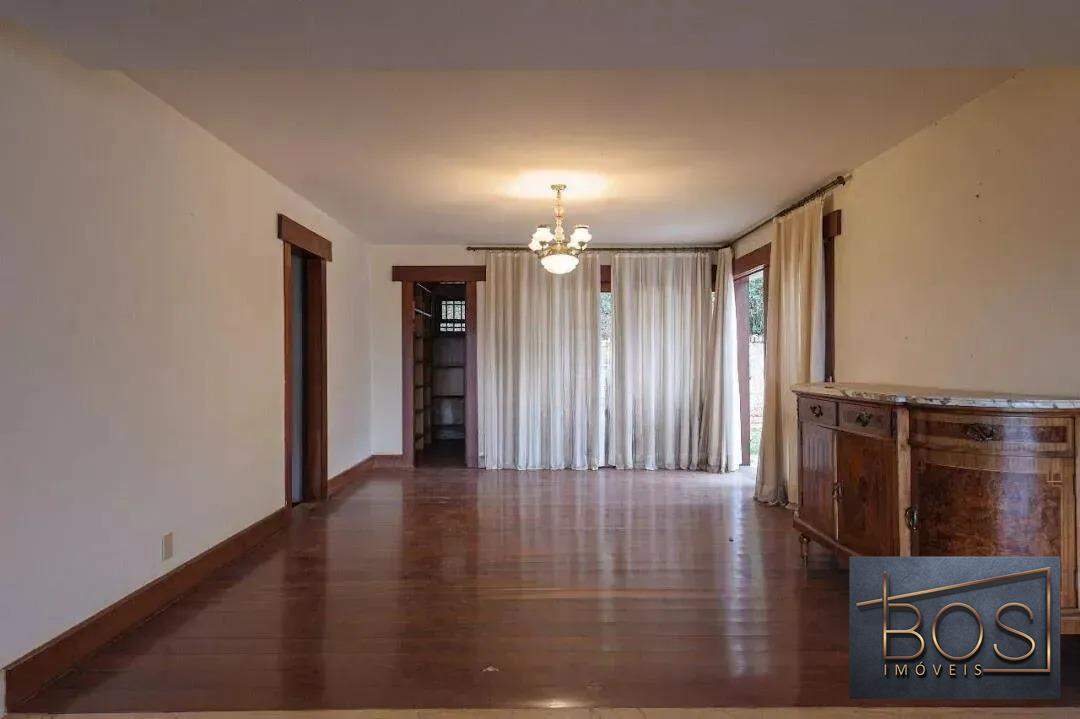Casa, 5 quartos, 1800 m² - Foto 9