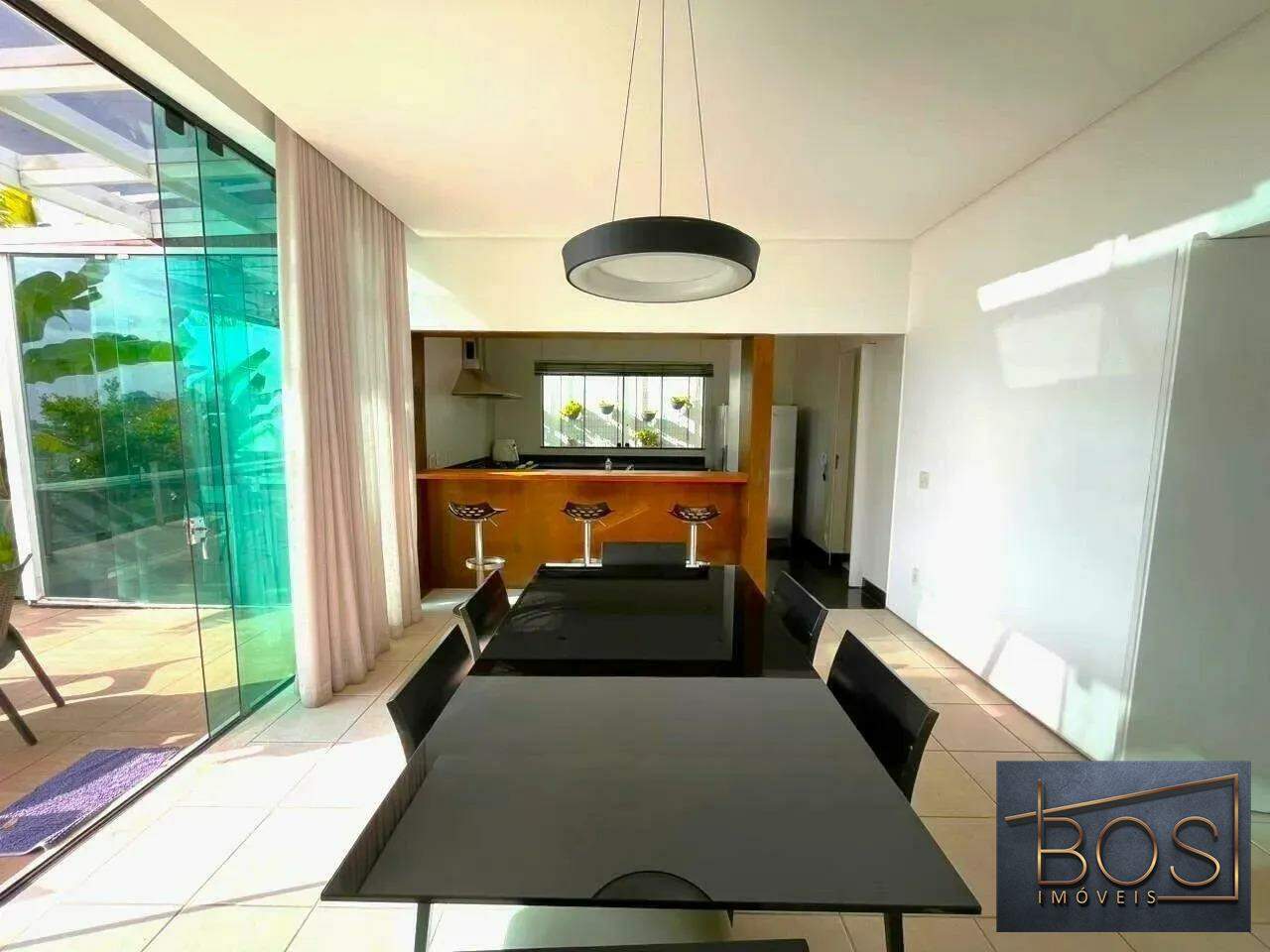 Casa, 3 quartos, 250 m² - Foto 8