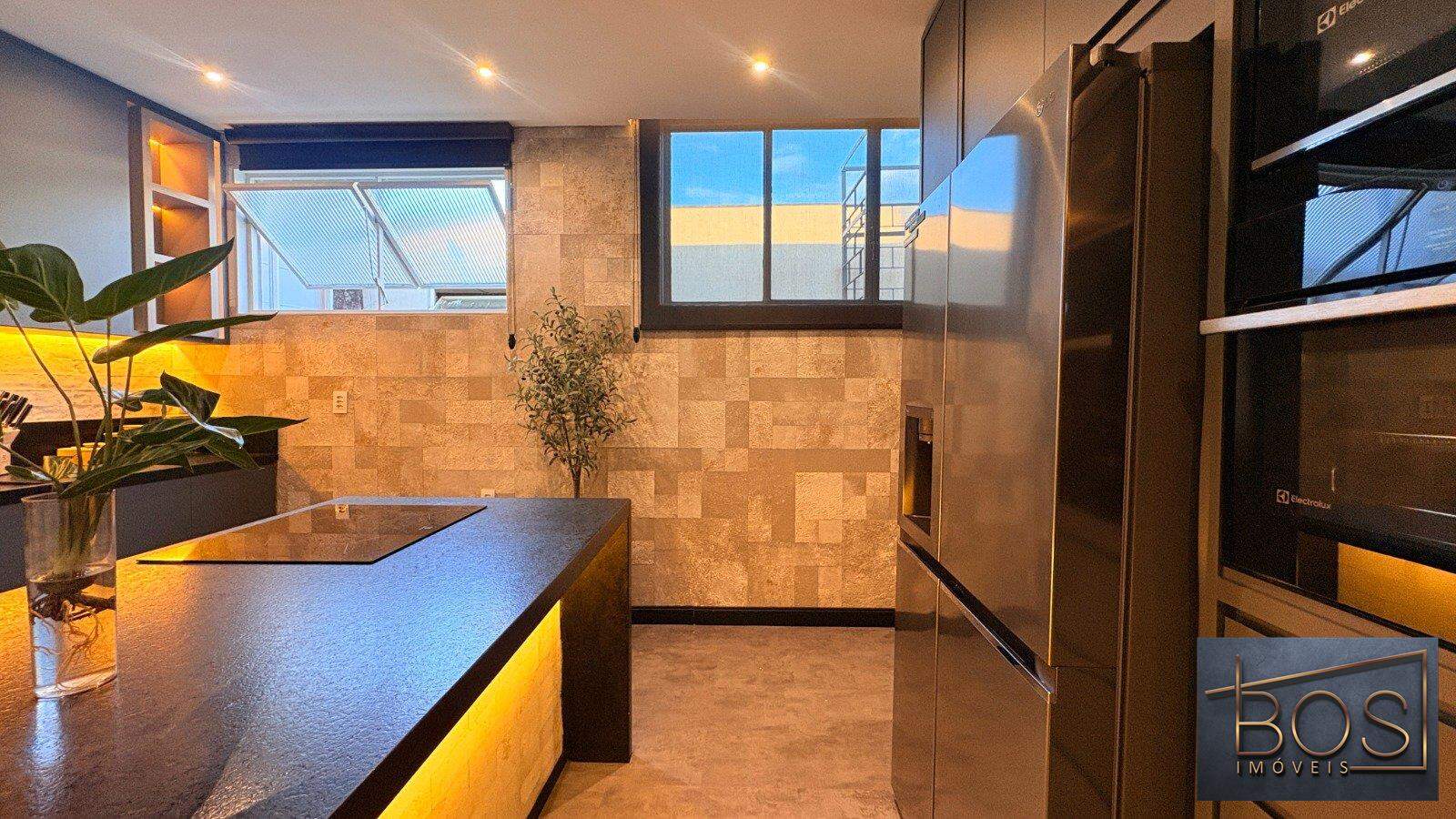 Apartamento, 5 quartos, 243 m² - Foto 14
