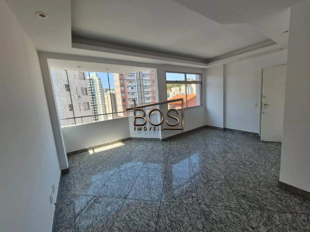 Apartamento, 3 quartos, 100 m² - Foto 1