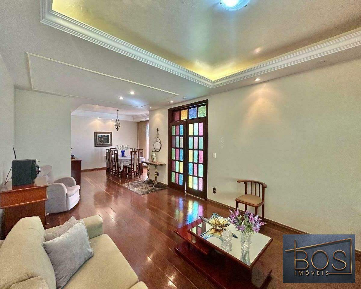 Casa, 5 quartos, 342 m² - Foto 1