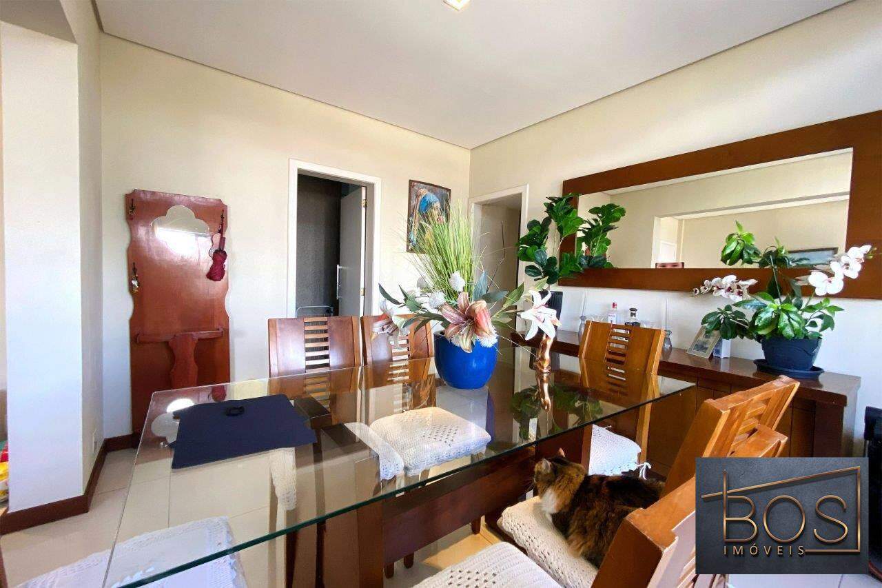 Apartamento, 3 quartos, 96 m² - Foto 2